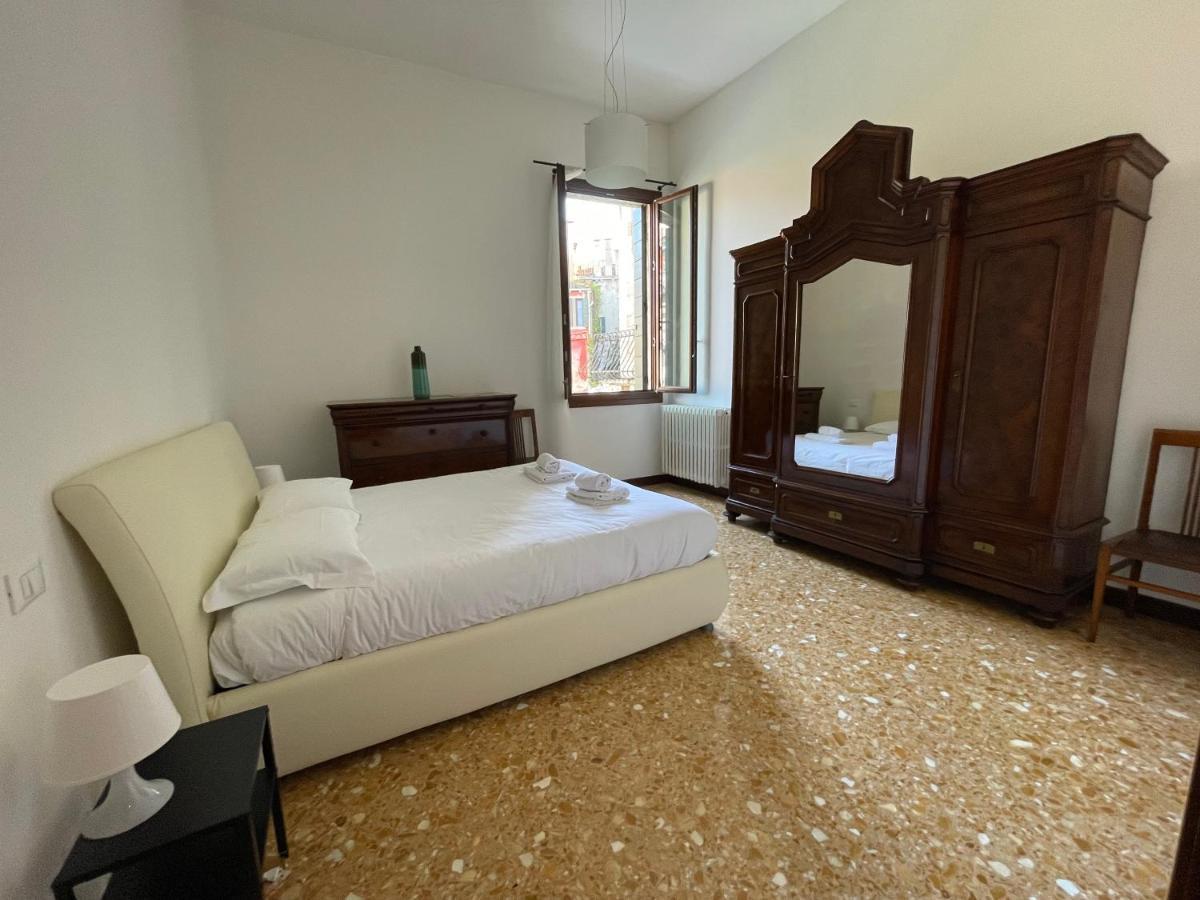 Ca' Luciano, Wonderful View Apartment Венеция Екстериор снимка